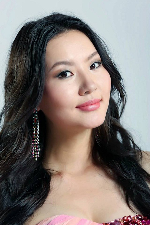  Beautiful mongolian woman Pagmadulam Sukhbaatar photo